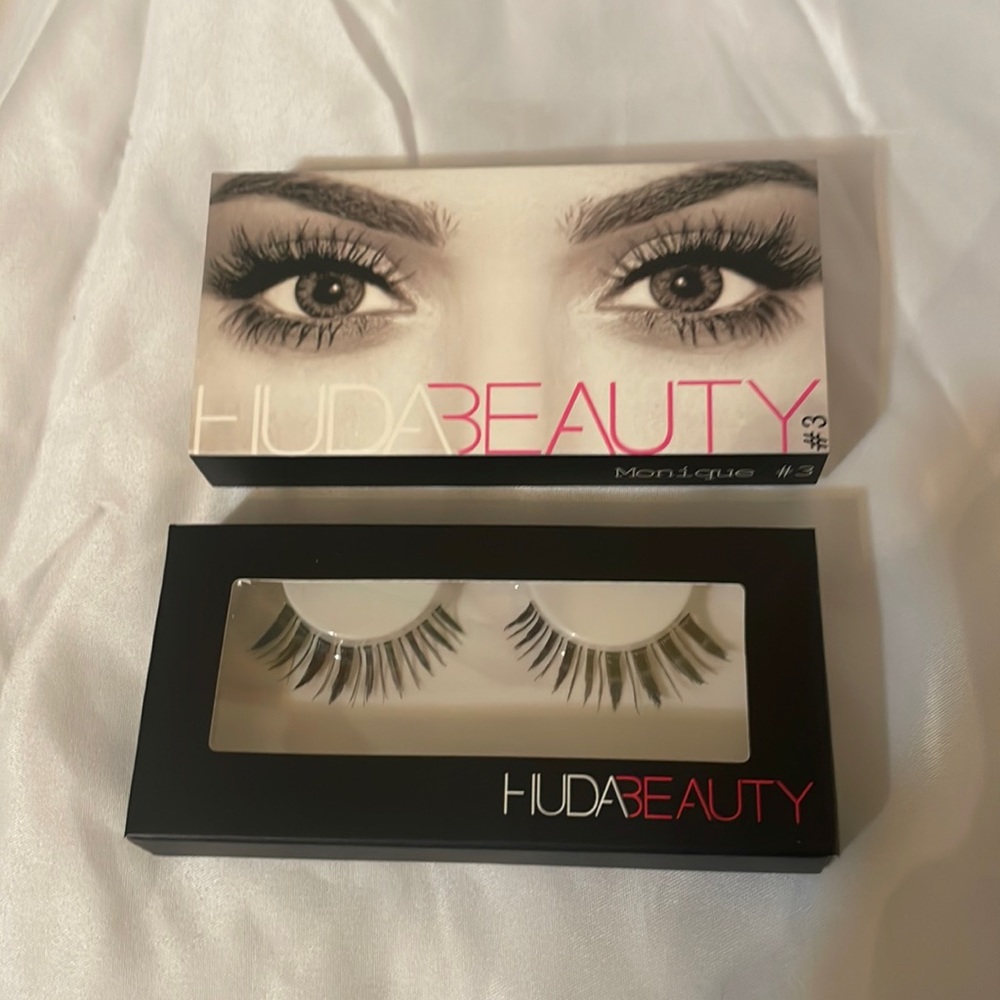 HUDA BEAUTY EYELASH MONIQUE # 3